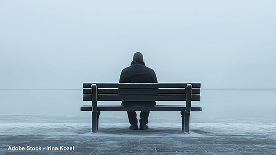 [Translate to English:] Loneliness