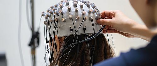 EEG measurement